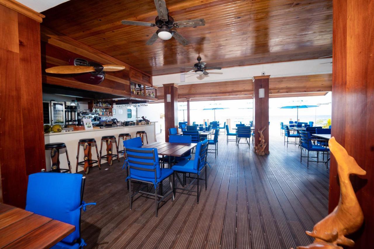 Blue Skies Beach Resort Negril Bagian luar foto