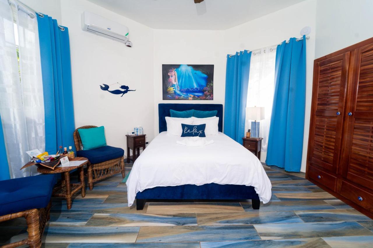 Blue Skies Beach Resort Negril Bagian luar foto