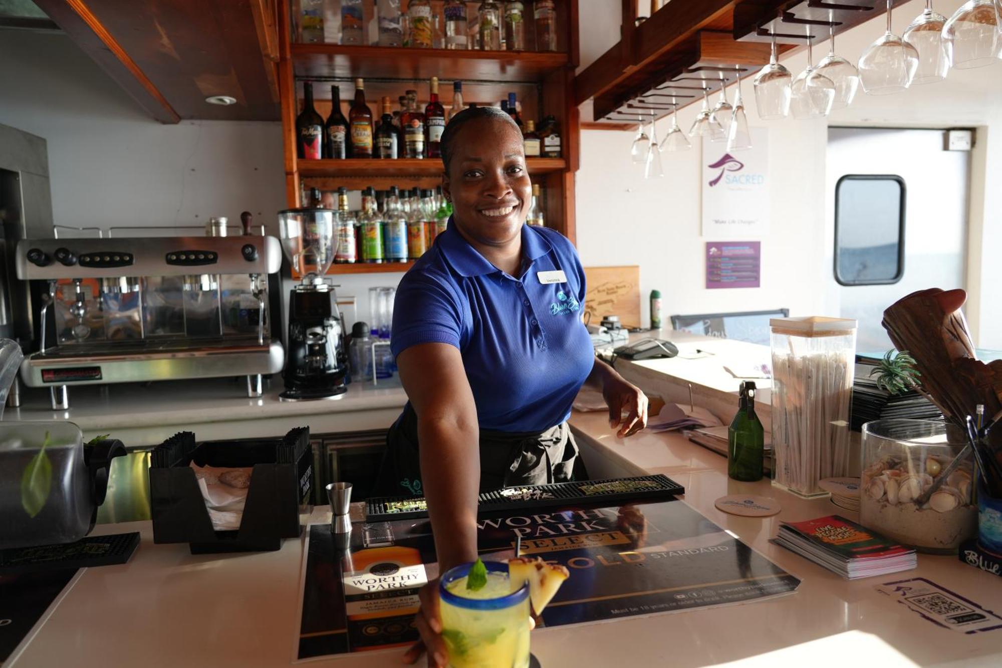 Blue Skies Beach Resort Negril Bagian luar foto